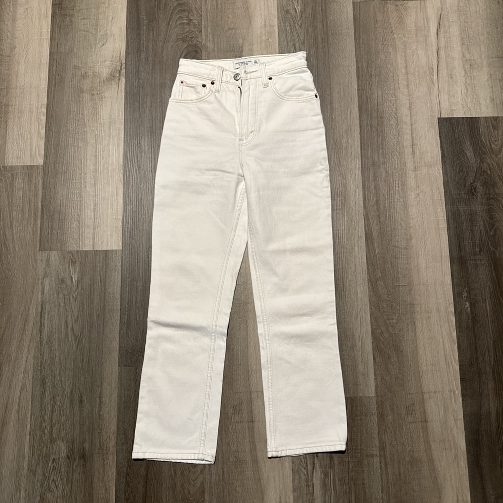 Abercrombie & Fitch Women's White Straight Leg Jeans